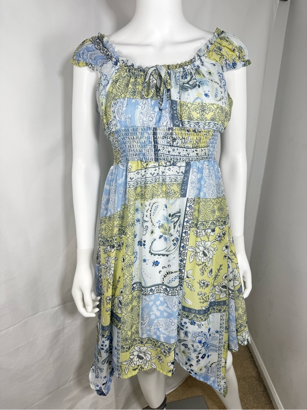 Almost Famous Boho Patchwork Handkerchief Hem Midi Dress Size Large